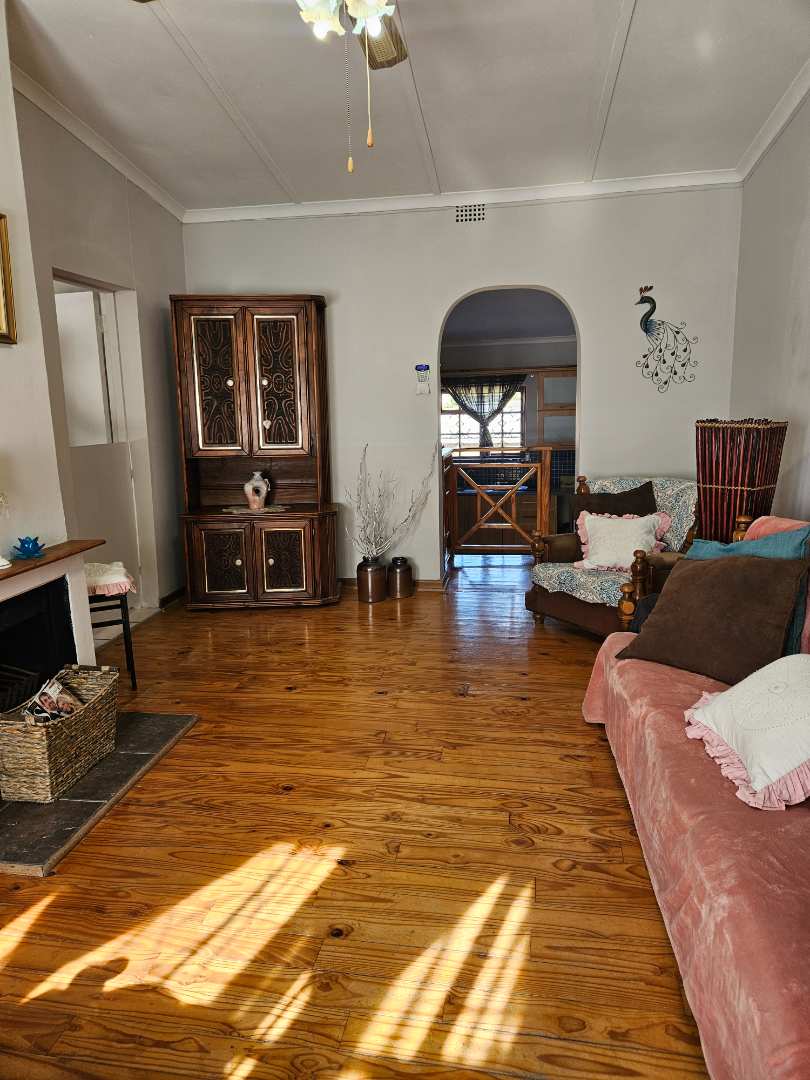 5 Bedroom Property for Sale in Fairbridge Heights Eastern Cape